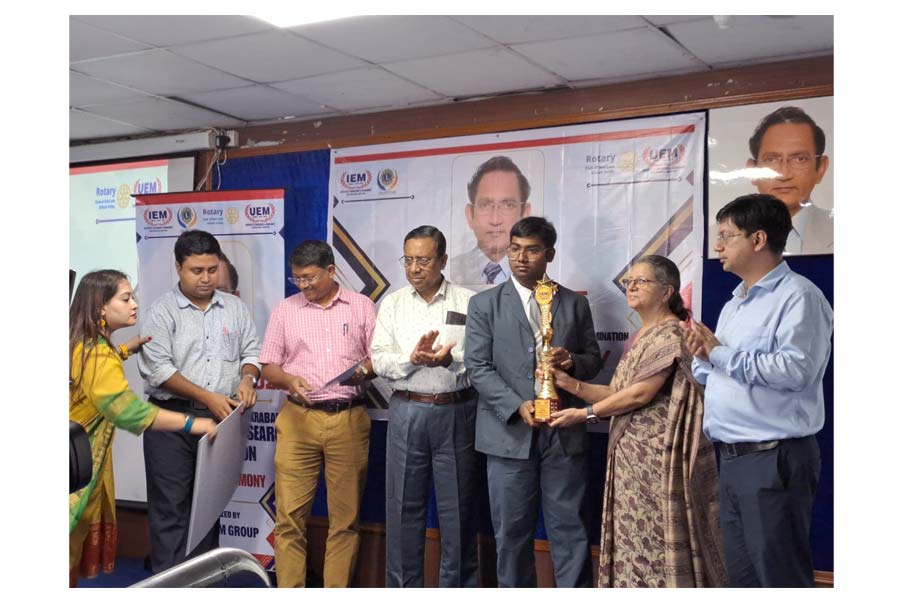 IEM-UEM Group felicitates top 10 talents of the country in ‘SCNTSE-2025’ talent search