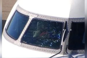 IndiGo flight windshield crack land in chennai