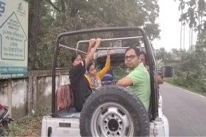 3 safari routs out of 4 started again in Jaldapara