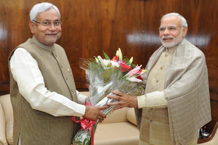 No big brother, BJP and JDU likely to contest equal number of seats in Bihar