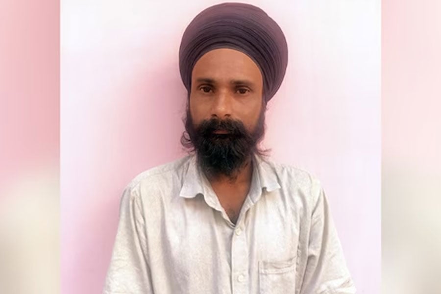 Man arrested at Rajasthan for spying after falling in love with Pakistani girl