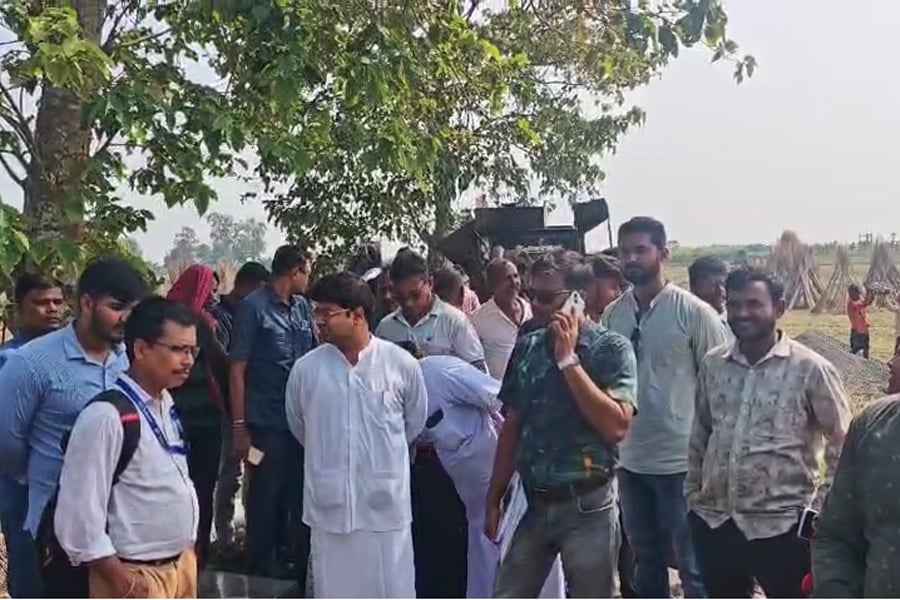 construction of ecofriendly road started in Nadia