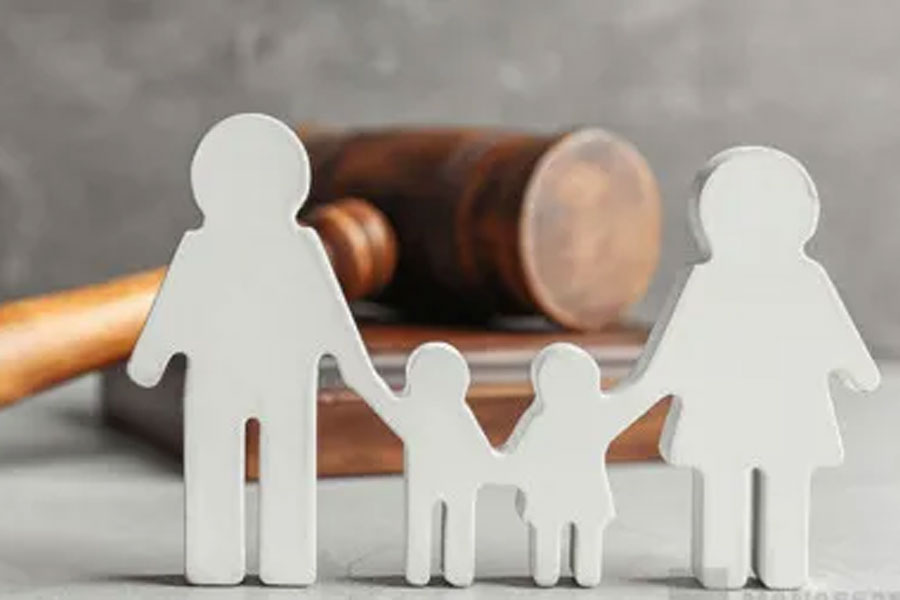 Wife shouldn't spin husband around: Supreme court to couple in marital dispute case