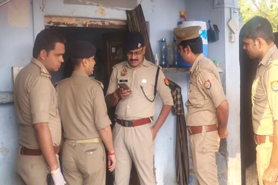 Imam wife and 2 daughters murdered in Uttar Pradesh