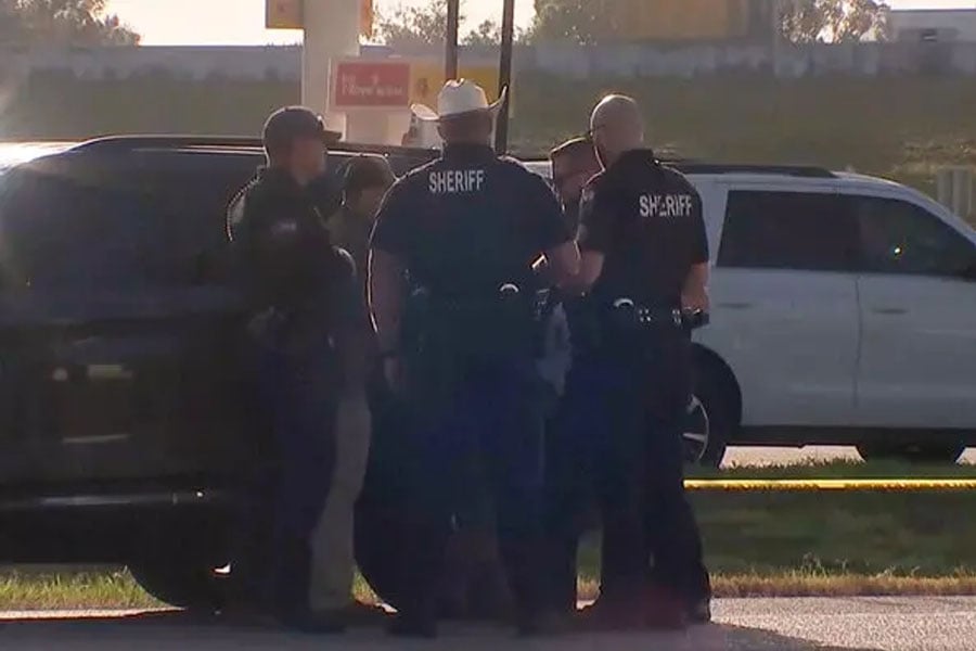 Mother shoots her 4 children, killing 2 of them in America
