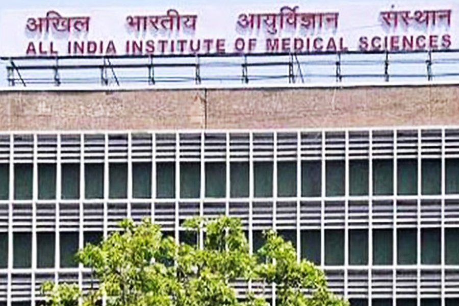 AIIMS Surgeon Suspended After Nurse's Harassment Complaint Reaches PMO