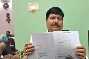 Pakistan citizen person named in Voter list of Naihati, raises controversy