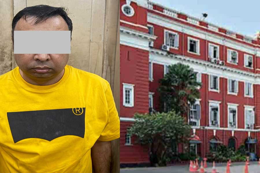 One arrested for trying to take 5 crore in the name of CMO