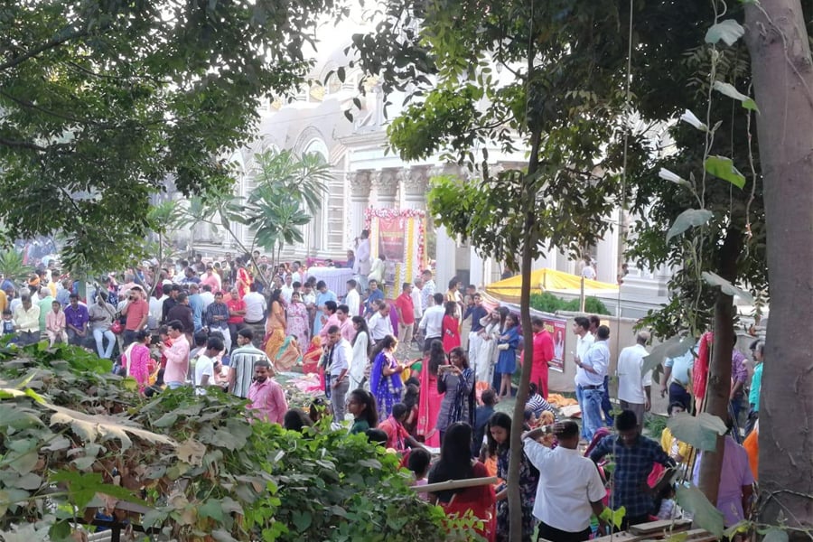 Kolkata High Court order chat cannot use rasbari ghat in belur