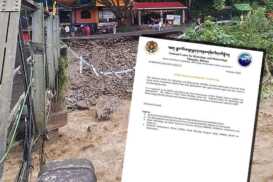 Met department of Bhutan issues allert for two districts in North Bengal as the river overflows