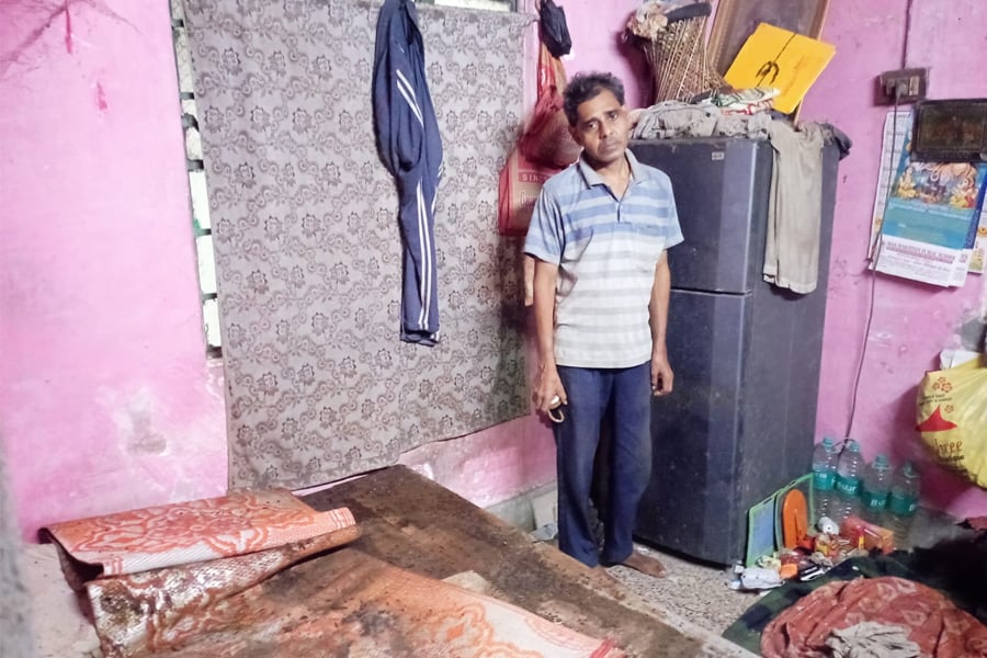 Howrah brother live 2 weeks with dead brother