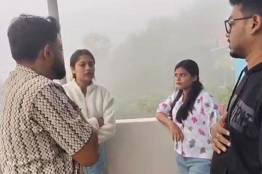 Five tourists from Nadia stranded in Darjeeling
